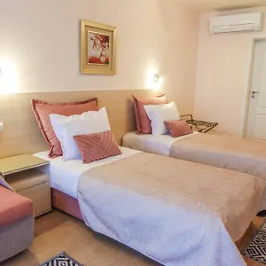 https://hotel-acropolis.goldensandshotels.net